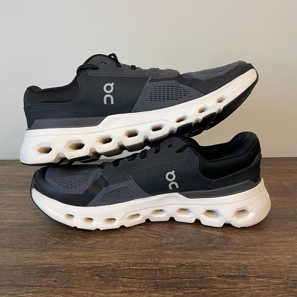 On Cloudstratus Men’s 12 Black Gray Running Shoes Road Cushion Swiss CloudTec - Picture 9 of 12